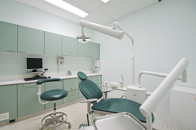 dentist-2530983_640.jpg